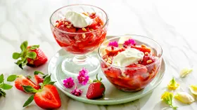 Рецепты с алкоголем, фруктами и кедровыми орехами