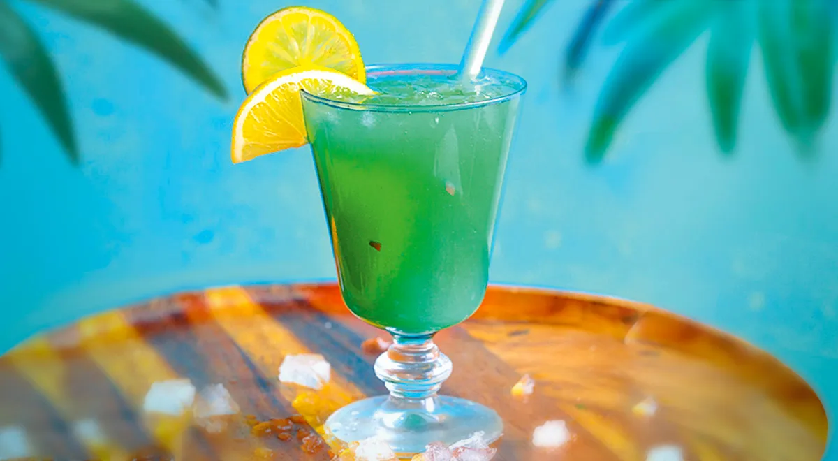 Безалкогольный коктейль «Голубая лагуна»