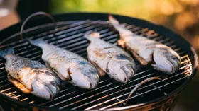 Как правильно приготовить рыбу на живом огне