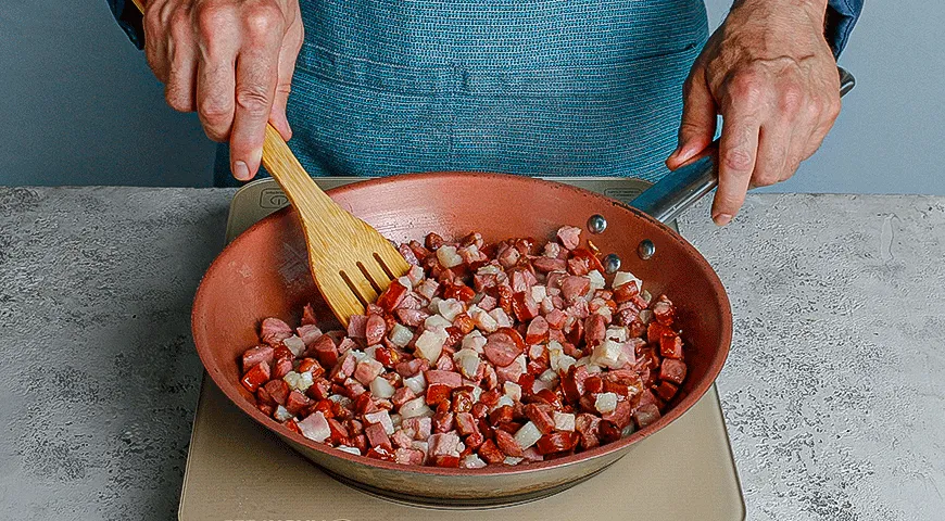 Суп гороховый с копченостями