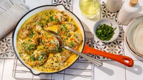 Куриные ножки, тушенные в сметане