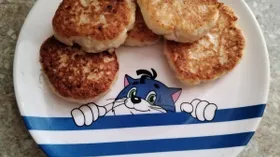 Сырники с запеченными яблоками