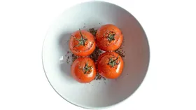 Печеные помидоры с прованскими травами
