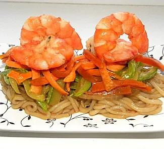 Креветки с овощами и соусом Терияки