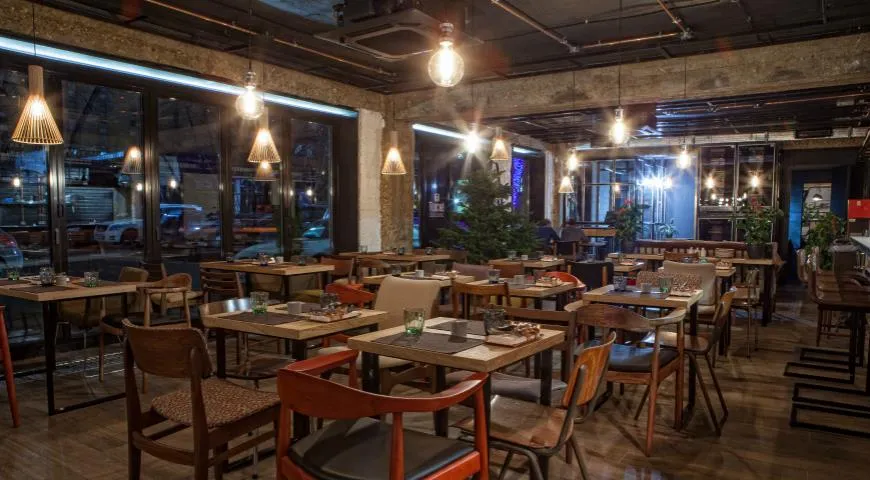 Touche' wine bar & kitchen  — место, где встречаются друзья