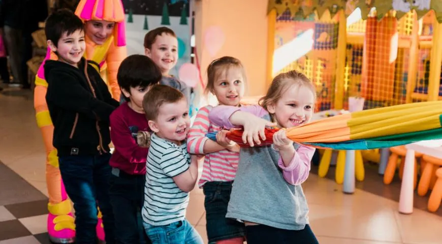 Детский игровой уголок на Черемушкинском рынке 