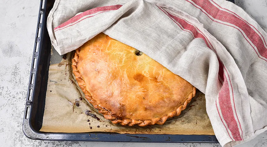 Пирог с фаршем и картошкой в духовке