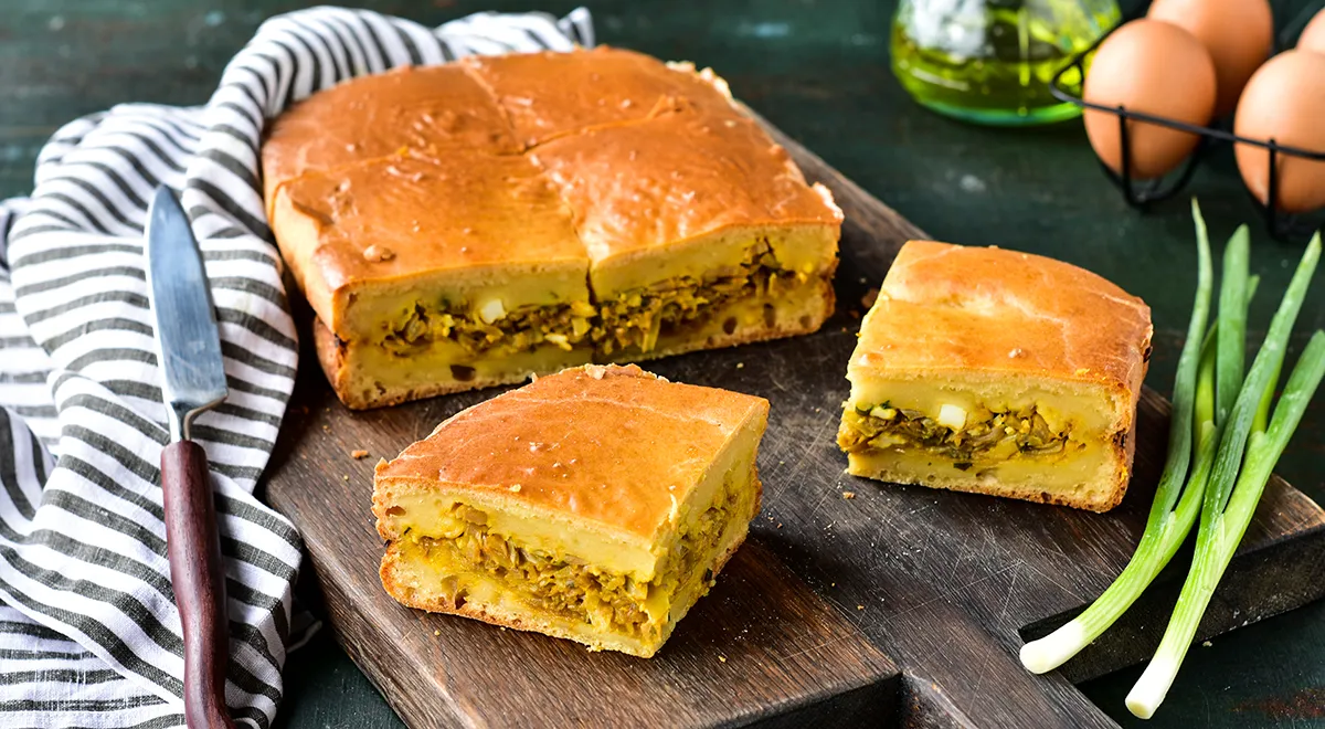 Рецепт заливного пирога с капустой на молоке 3,2%