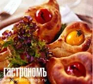 Мини-пироги с козьим сыром