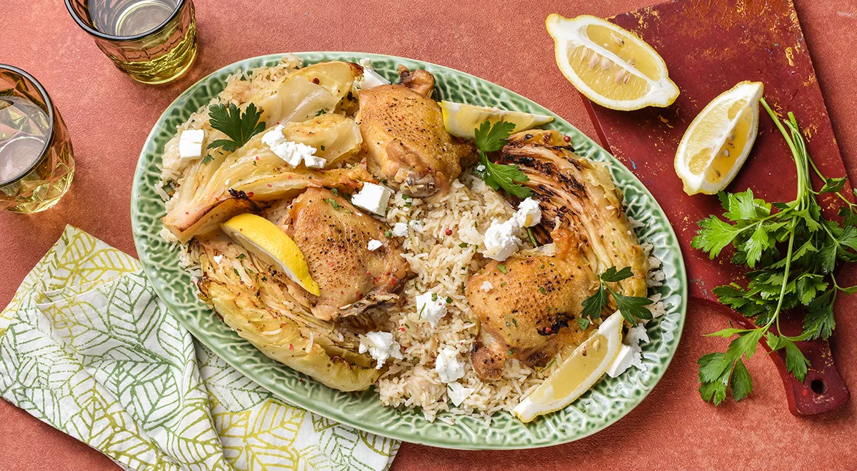 Курица с рисом и капустой в духовке