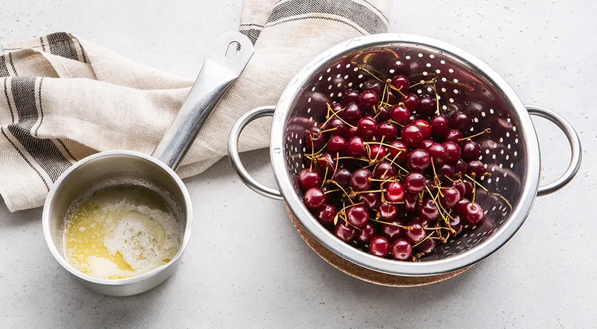 Клафути с вишней