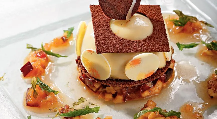 Рецепт парфе из чернослива с коньяком, осенним салатом и маслом грецкого ореха