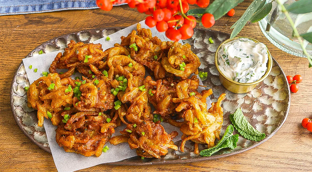 Луковые оладьи Бхаджи (Bhaji), пошаговый рецепт с фото на 100 ккал