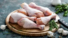 Рестораторы жалуются на нехватку куриного мяса в России