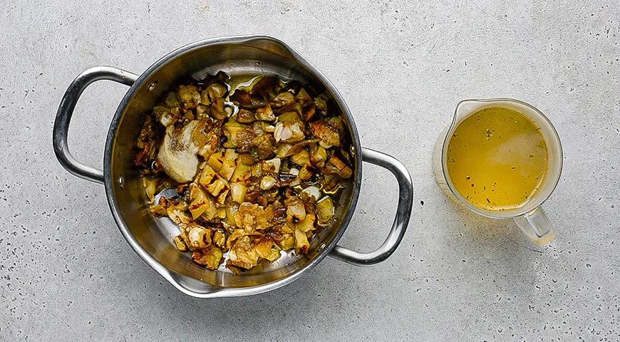 Холодный суп из баклажанов с брынзой