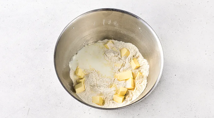 Рогалики на кефире без дрожжей