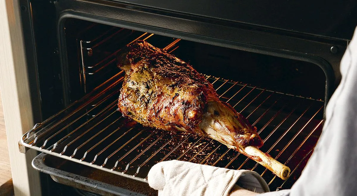 Как выбрать и приготовить баранину: советы от шефа и рецепт бараньей ...