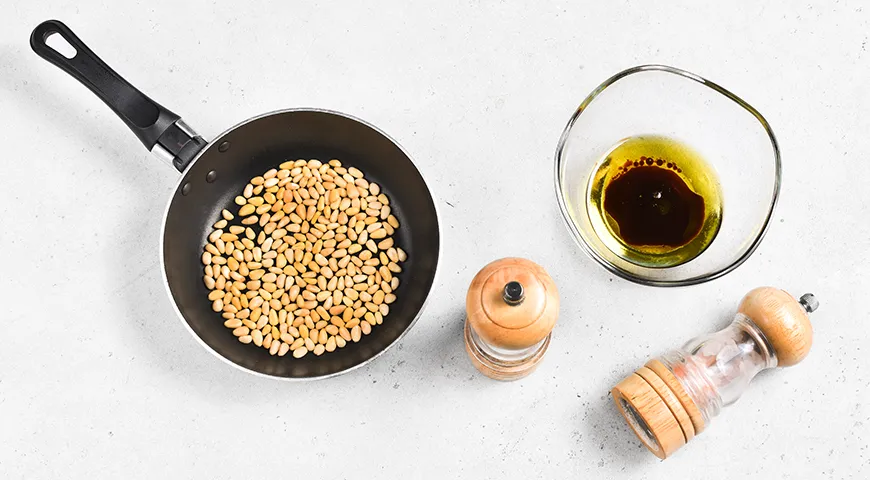 Салат с руколой и вялеными помидорами