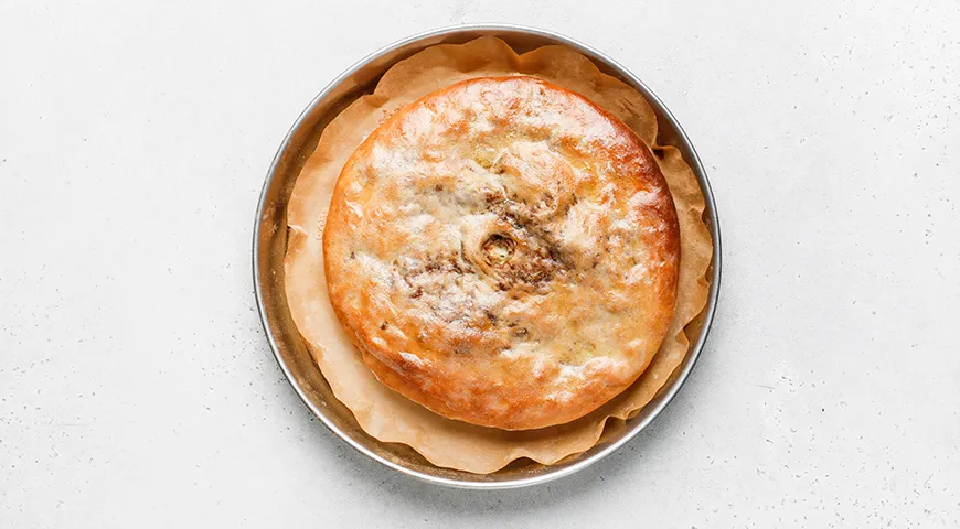 Осетинский пирог с фасолью (Кадурджин)