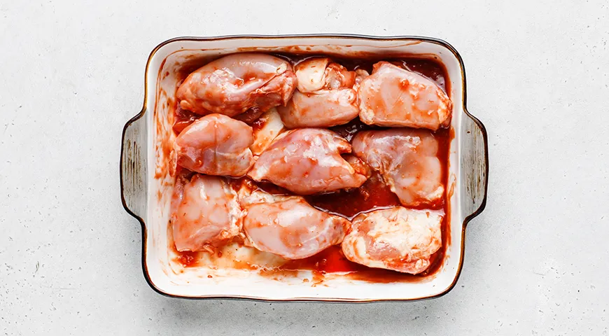 Филе бедра курицы в духовке