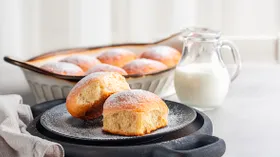 Что приготовить из прокисшего молока: 7 рецептов от Gastronom.ru