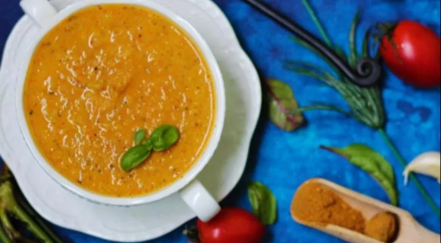 Cremali domates corbas? / Сливочный томатный суп