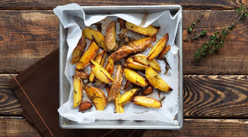 Вкусный Рецепт: Запечённый картофель дольками в духовке