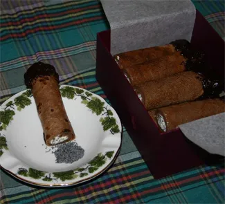 Блинные сигары с творожно-маковой начинкой