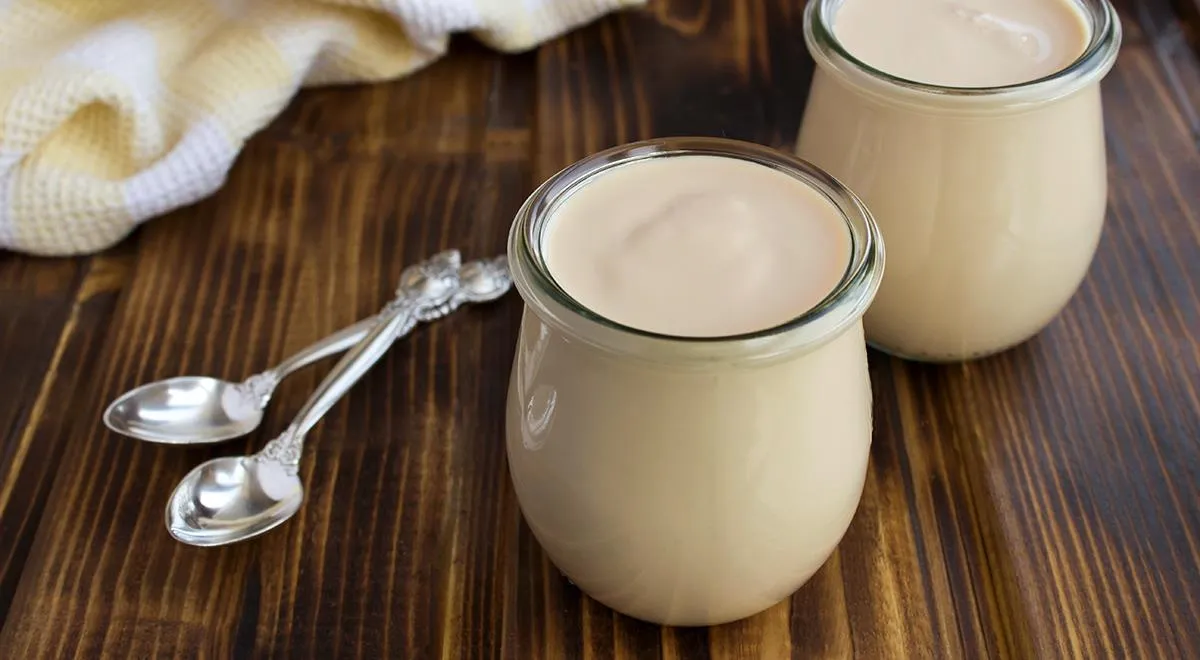 Ряженка: польза и вред, как выбрать и как приготовить в домашних условиях