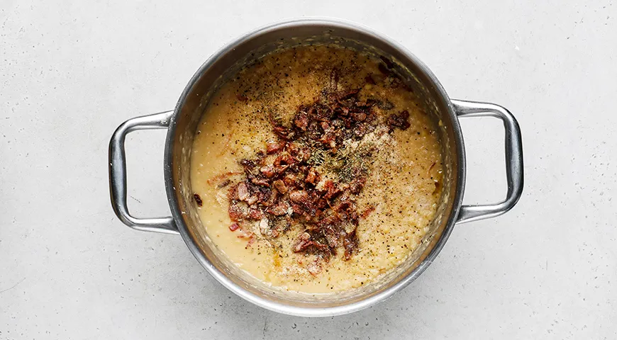 Гороховое пюре с беконом и луком