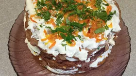 Закусочный торт из куриной печени