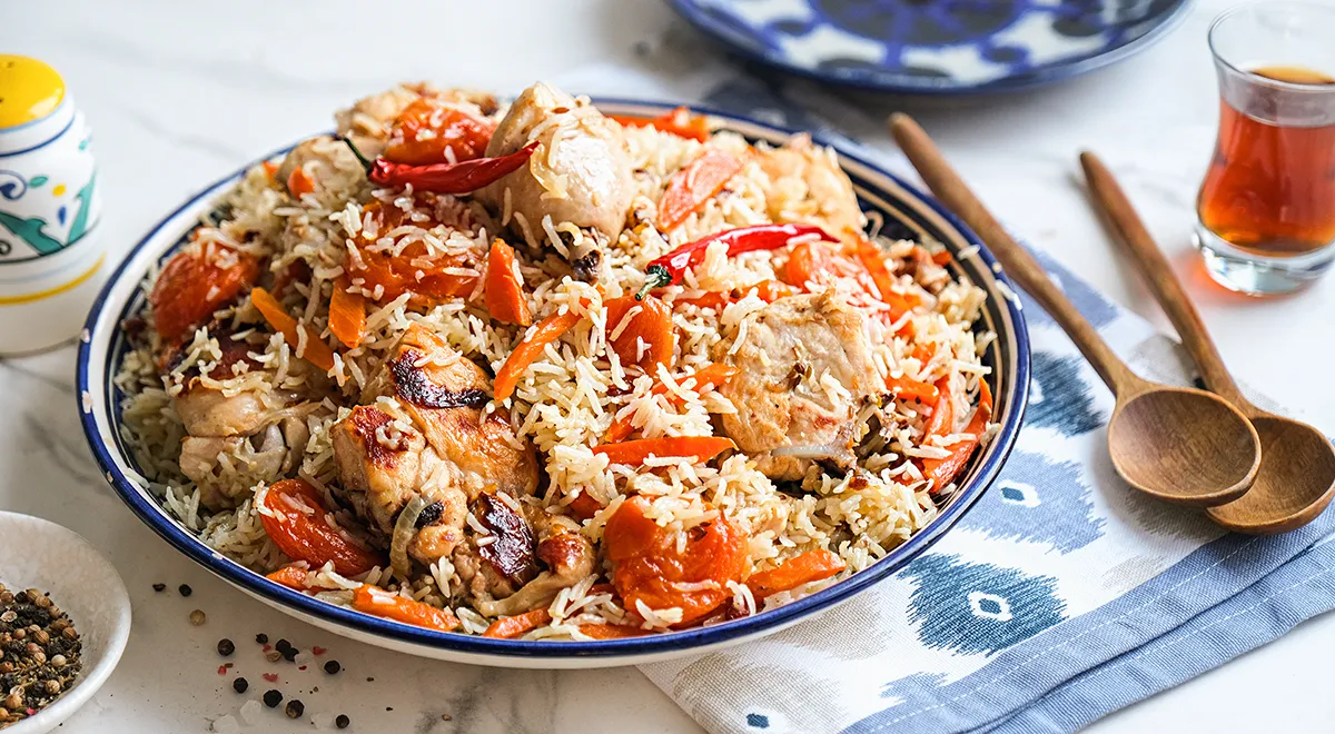 Рецепт плова в мультиварке с курицей и урюком