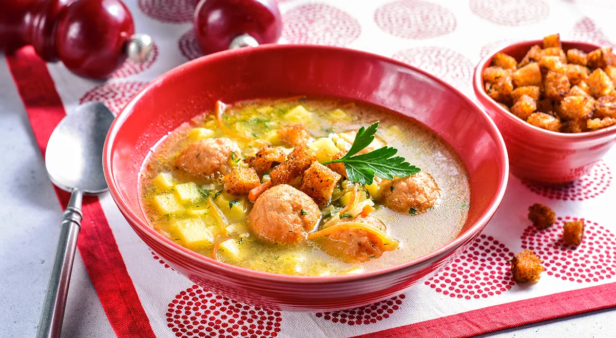 Гороховый суп с фрикадельками