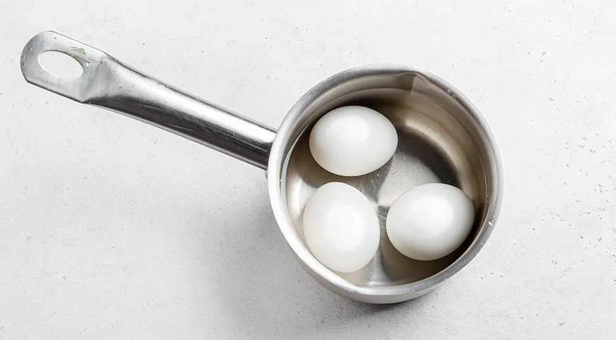 Закусочный торт Наполеон с курицей и грибами