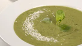 Весенний суп из корн-салата
