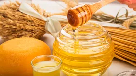 Почему мед опасен для детей до 3 лет: предупреждает гастроэнтеролог