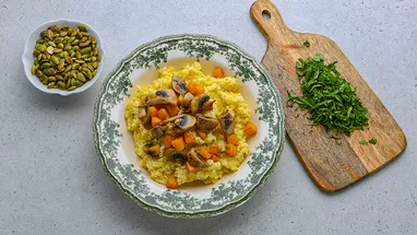 10 рецептов каш с сезонными продуктами на завтрак