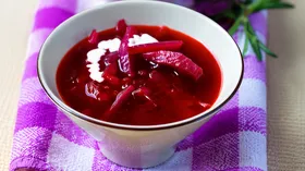 Борщ с уткой и помидорами