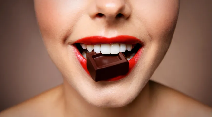 Едим шоколад против стресса