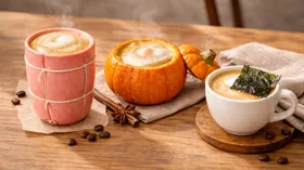 Необычный кофе: почему его подают в колбасе, с луком и даже с углем