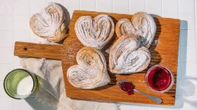 Пышные плюшки на кефире