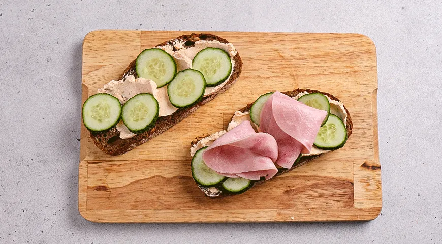 Бутерброд с ветчиной