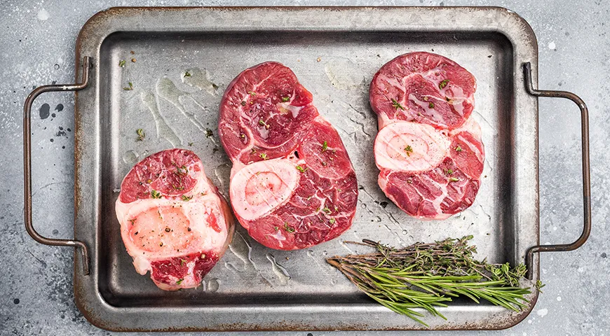 Говяжьи голяшки идеально подходят для приготовления оссобуко