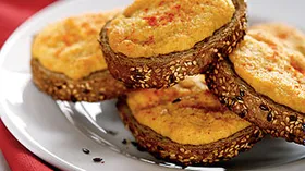 Рецепты с сырами, яблоком и хлебобулочными изделиями