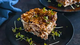 Рецепты с молоком, мускатным орехом и вином