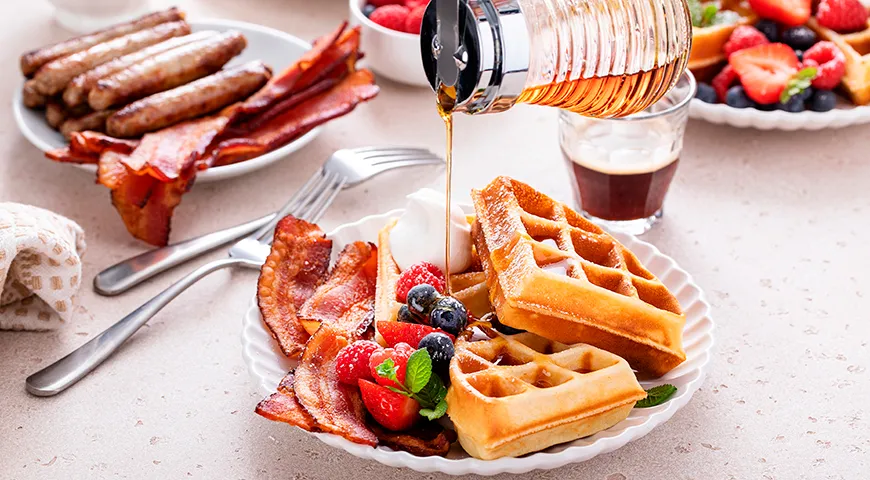 В Канаде и США кленовый сироп давно стал неотъемлемой частью завтрака