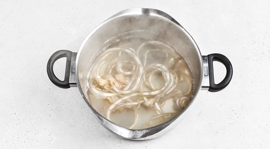 Расстегаи с визигой