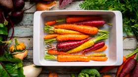 Морковь — овощ или фрукт? История и неожиданные факты о привычном корнеплоде