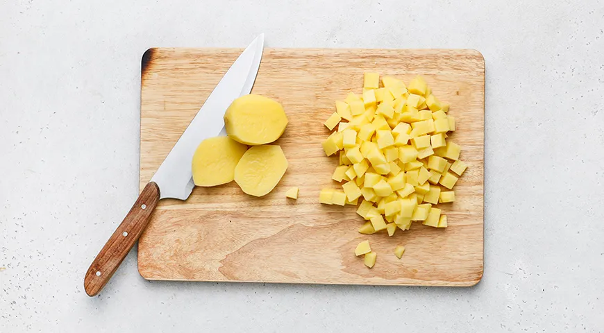 Сырный суп с охотничьими колбасками