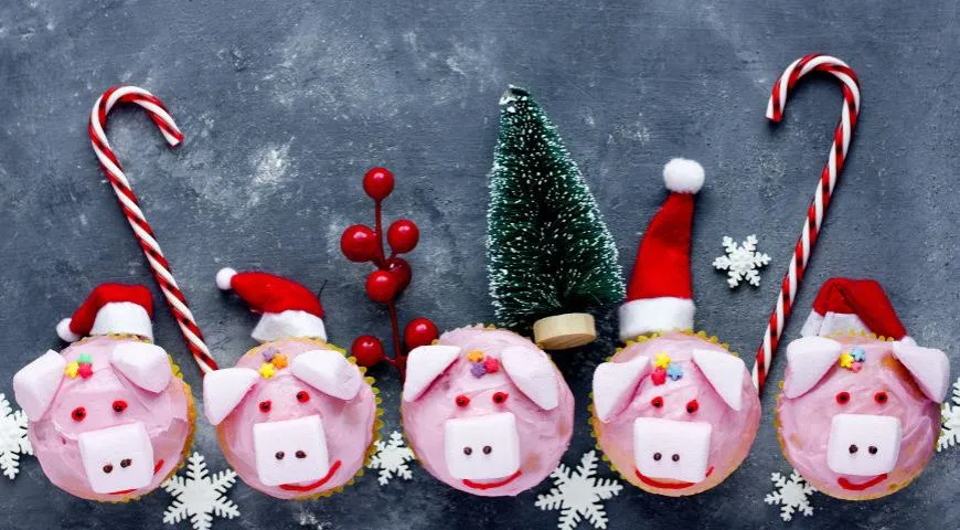 печенье свинки новогоднее